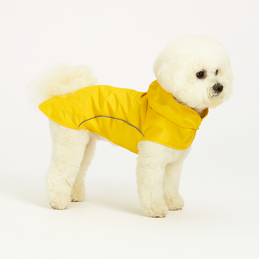 Haină de Ploaie pentru Câini Mici – Impermeabilă, Reflectorizantă, Ideală pentru Bichon